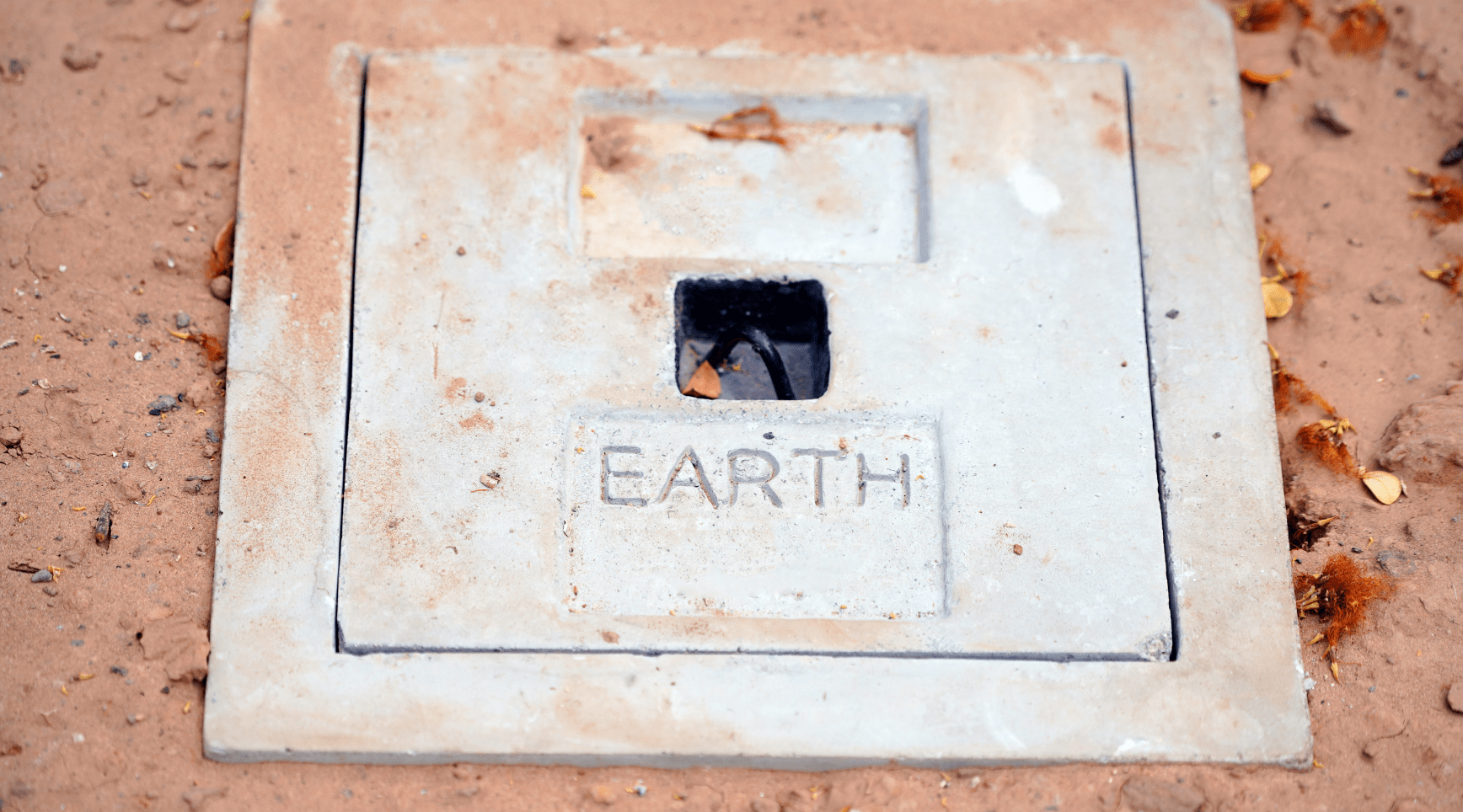 EARTH PIT / EARTH MAT